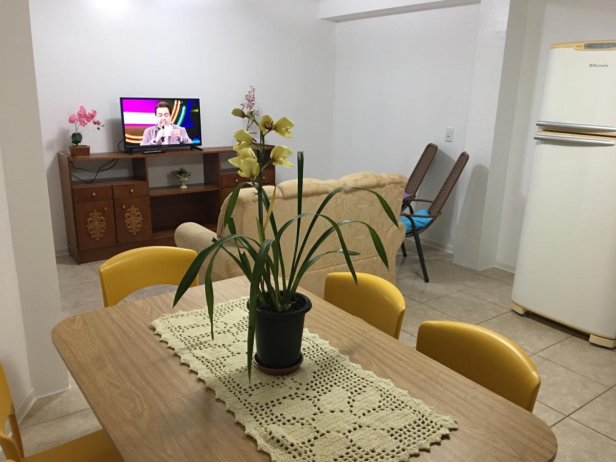 Confortavel Residencia Em Карлос Барбоса Екстериор снимка